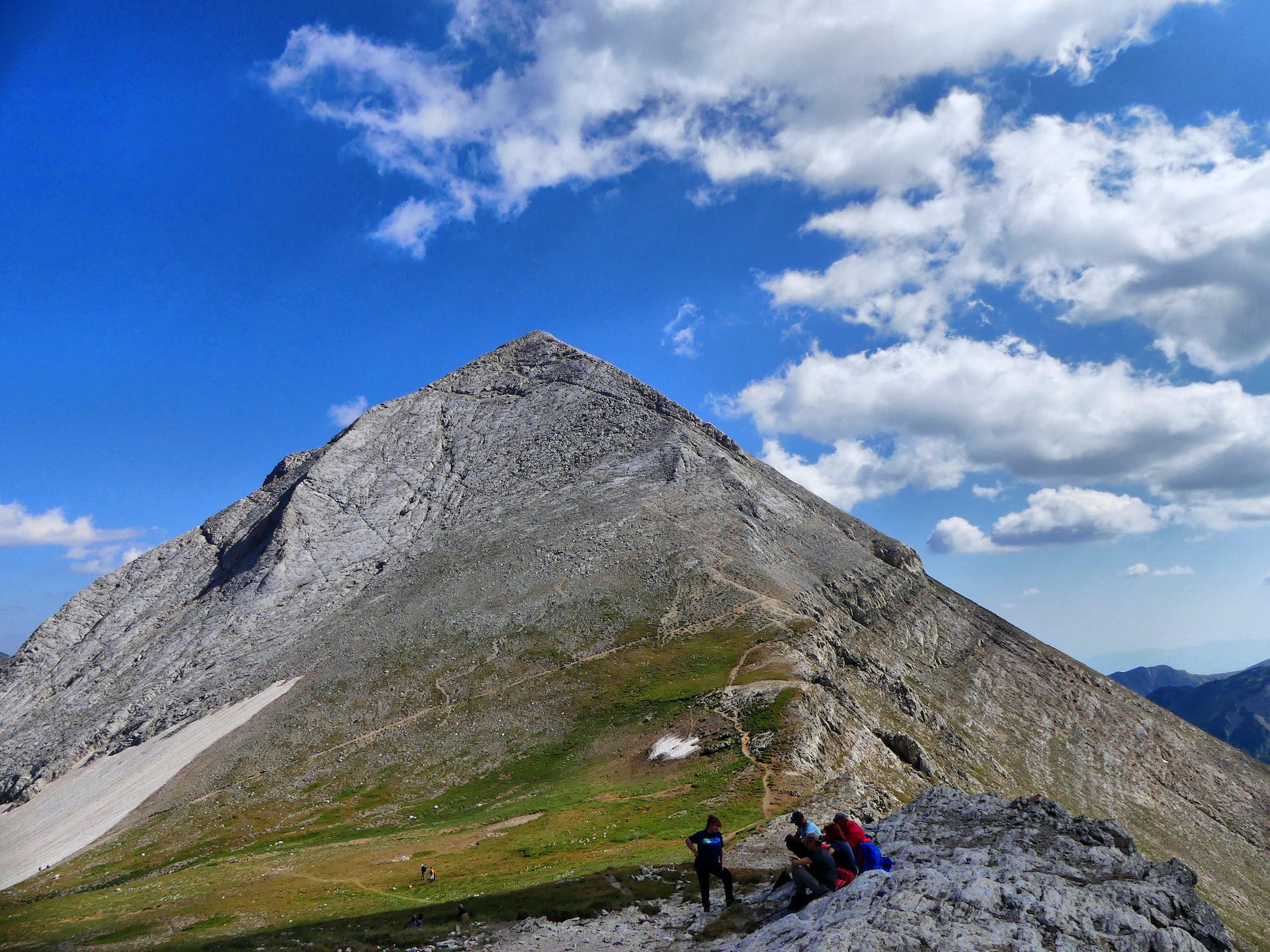 Bansko: Guided Mountain Tour to Vihren Mountain